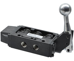 K71DA00KS1KL0, Nugget 200 Series 5/2 lever/spring actuated 1/4" NPT ported valve