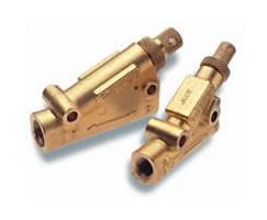 C/836, Heavy duty flow control in-line, 1/8" NPT